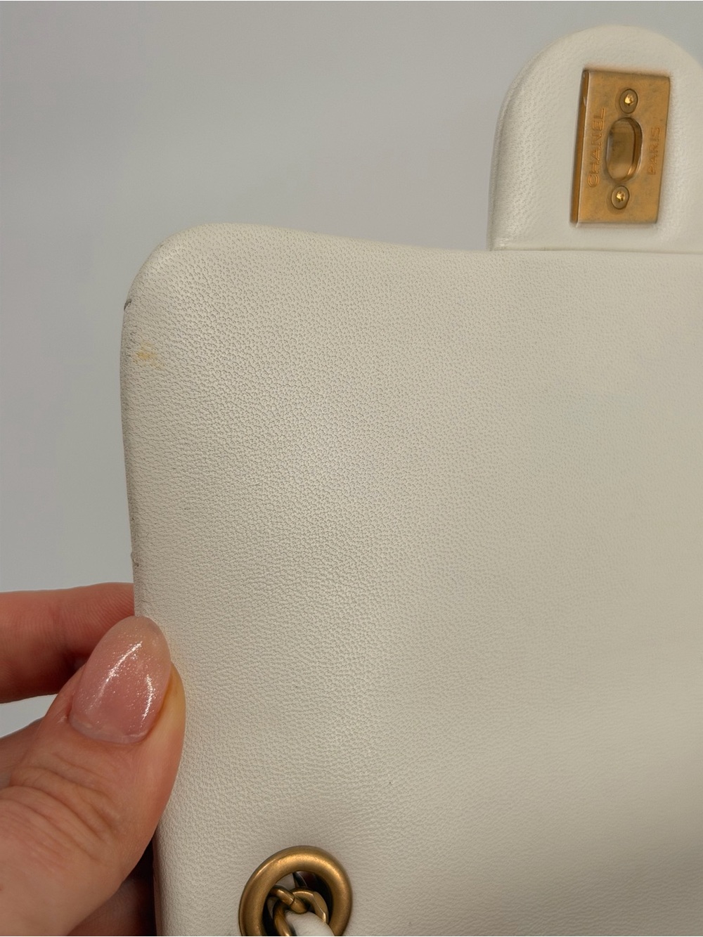 CHANEL MINI LAMBSKIN IN THE LOOP SHOULDER BAG WHITE - Picture 10 of 15